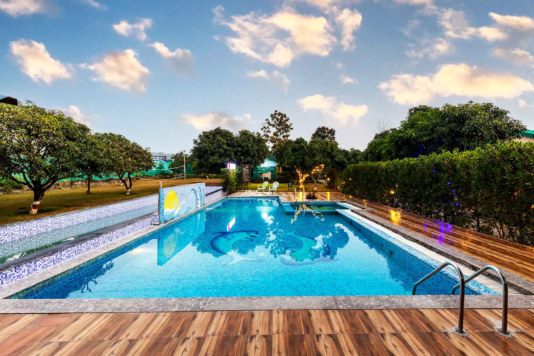 Refreshing Pool